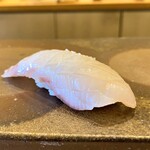 恵比寿 えんどう - 明石の寒鰆は塩で　水分が程よく調整され旨味がありました♪