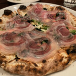 Pizzeria fabbrica 1090 - 時間が経つと…パンチェッタの脂が溶けだし…