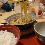 ジョイフル - 背脂たっぷり鉄鍋醤油ラーメン