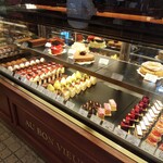 オーボンヴュータン - 生ケーキコーナー