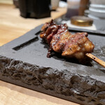 焼き鳥 とりら - つなぎ