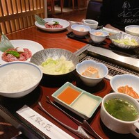 叙々苑 燦々亭 池袋南口ビックリガード店 - ハラミランチ 1540円？