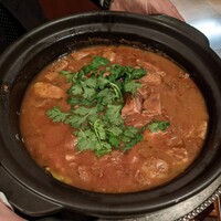 赤坂璃宮 銀座店 - 鴨とタロイモの土鍋煮込み