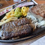 ブロンコビリー - 料理写真:ビーフハンバーグとヒレステーキ
