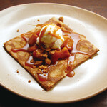 ブレッツカフェ　クレープリー - タタン ビス