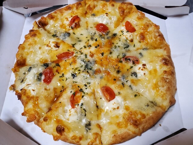 チーズとハチミツ By さとpon ピザーラ 牛久店 Pizza La 牛久 ピザ 食べログ チーズとハチミツ By さとpon ピザーラ 牛久店 Pizza La 牛久 ピザ 食べログ
