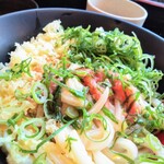 伊予製麺 - さて、混ぜましょう。