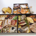 イルバンコ - おせち料理全体(鶏白レバーパテ用にバゲットも付いてきます)