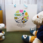 SNOOPY Chocolat - アップするのが遅くなっちゃったけど、
                お友だちのぬぬちゃんが買ってきてくれた
                『スヌーピーショコラ倉敷店』のお土産を紹介するね～
                
                ちびつぬ「かわいい紙袋ね～」