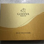 GODIVA Chocolatier - ゴールド コレクション 20粒入 5400円(税込)