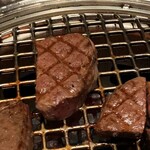 グリエ タニグチ - 焼肉中。もはやステーキ。