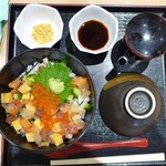 茨城もりの市場食堂 - 彩り海鮮ばらちらし