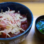 鮨 来多老 - まぐろ丼。あっぷ。