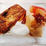 ビストロ　アギャット - シフォンケーキとアイスクリーム