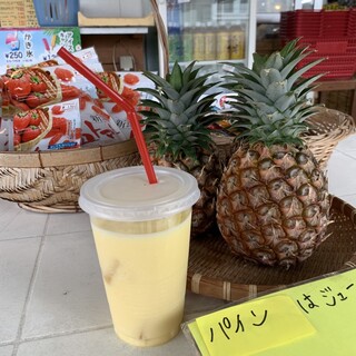 沖縄でおすすめの美味しいジュースバーをご紹介 食べログ 沖縄でおすすめの美味しいジュースバーをご紹介 食べログ