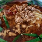 四川料理　昇龍 - 台湾ラーメンひき肉大き目