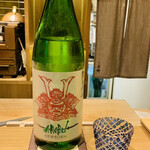 おにく 花柳 - ☆日本酒。
      ◎ 赤武　AKABU　純米吟醸 （岩手県盛岡市赤武酒造）。
      ・原料米 : 吟ぎんが
      ・精米歩合：５０％
      ・日本酒度：±　０　
      