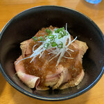 らーめん専門 うしおととり - チャーシュー丼