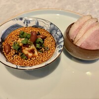 中国意境菜 白燕 - 口水鸡は中国の香り。右は合鴨ではなくアヒル(真鴨)。