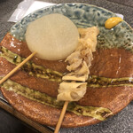 Kansai Fuu Okonomiyaki Kouhei - おでん　各100円