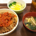 Sukiya - キムチ牛丼（並）+サラダセット　480円+170円