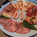 備長炭火焼肉　青磁 - 得々盛合せ