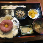 武宮寿司 - トロトロ丼大盛　税込990円