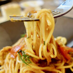 VANNO - アンコウのトマトラグーソース