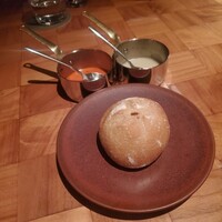 ザ タヴァン グリル＆ラウンジ - 