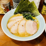 銀家 - チャーシュー麺