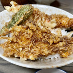 大和家 - 天丼(並)@998円   今年初の大和屋さんの天丼♪丼タレがちょい甘めだったかな？でも美味しい！タネは海老、キス、ししとう。