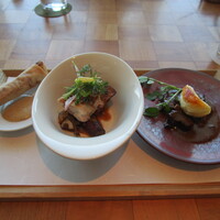 ザ タヴァン グリル＆ラウンジ - 温前菜３種