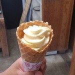 養老茶屋 - ソフトクリーム（３５０円）
