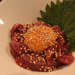 アラジン - レアステーキユッケ風１２８０円