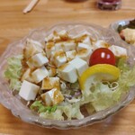 居酒屋 佐良 - 豆腐サラダ　３５０円