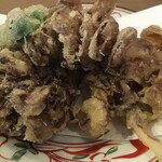 さか本 そば店 - まいたけ天のしっかりしたこと。