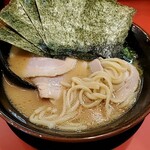 横浜家系ラーメン 盛ト家 - 特製醤油ら～めん