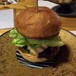 酒肴 新屋敷 - アジフライバーガー