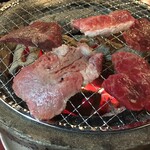 焼肉 食べ放題 黒べこ屋 - 