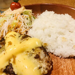 びっくりドンキー - チーズバーグディッシュ