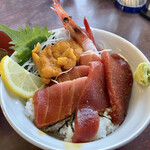 梶ノ亭 - ミックス丼(うに、まぐろ)
