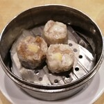 観行雲 - 貝柱シューマイ　¥350(税込)