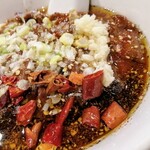 観行雲 - 四川風牛肉の激辛旨煮　¥900(税込)
      いい匂い～　八角の香り好きだ♡
