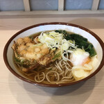 そばの神田 東一屋 - アサソバビンボー！　
      朝そば＋小柱かき揚げ！