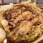 そばの神田 東一屋 - ゲソかき揚げに着目する。