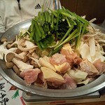 晩屋ふくすけ - 料理写真:地鶏の辛鍋