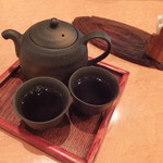 Okonomishukan - 熱いお茶を出してくれました