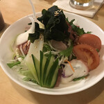 酒・味処 武 - 海鮮サラダ