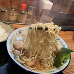 中華蕎麦 春馬 - 麺リフト⤴️