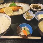 Shinwa Shoku Ike Hata - 銀鱈の西京焼き定食